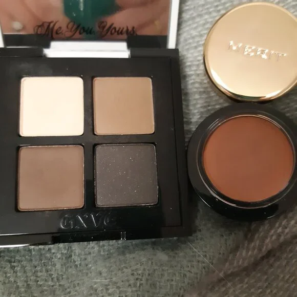 Merit and gxve beauty bundle - Picture 2 of 3